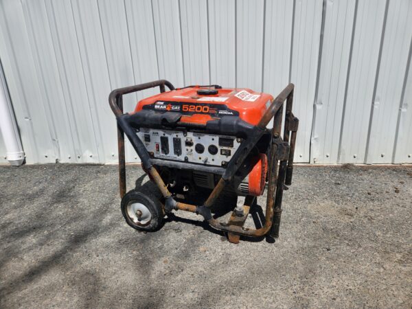 USED 2016 Echo Bearcat 5200W Generator $600